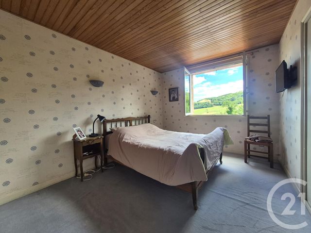 Afficher la photo en grand Maison à vendre - 6 pièces - 137 m2 - Vaux En Beaujolais - 69 - RHONE-ALPES