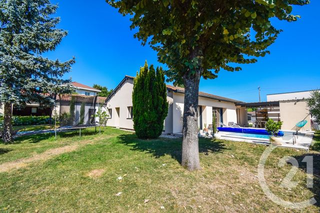 Afficher la photo en grand Maison à vendre - 6 pièces - 220 m2 - Morance - 69 - RHONE-ALPES