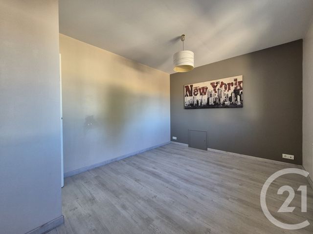 Maison à vendre - 7 pièces - 176 m2 - St Bernard - 01 - RHONE-ALPES