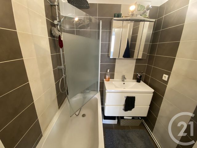 Appartement T3 &agrave; vendre - 3 pi&egrave;ces - 55,80 m2 - Villefranche Sur Saone - 69 - RHONE-ALPES