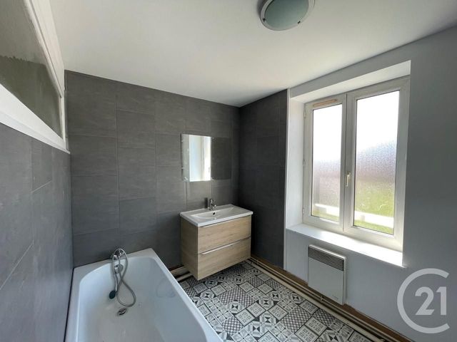 Afficher la photo en grand Appartement F3 à vendre - 3 pièces - 71 m2 - St Georges De Reneins - 69 - RHONE-ALPES