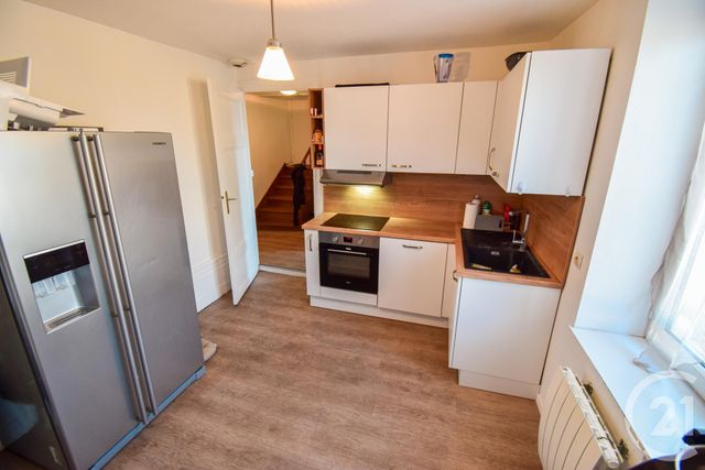 Appartement F3 à vendre ST GEORGES DE RENEINS