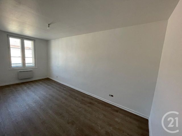 Afficher la photo en grand Appartement F3 à vendre - 3 pièces - 71 m2 - St Georges De Reneins - 69 - RHONE-ALPES