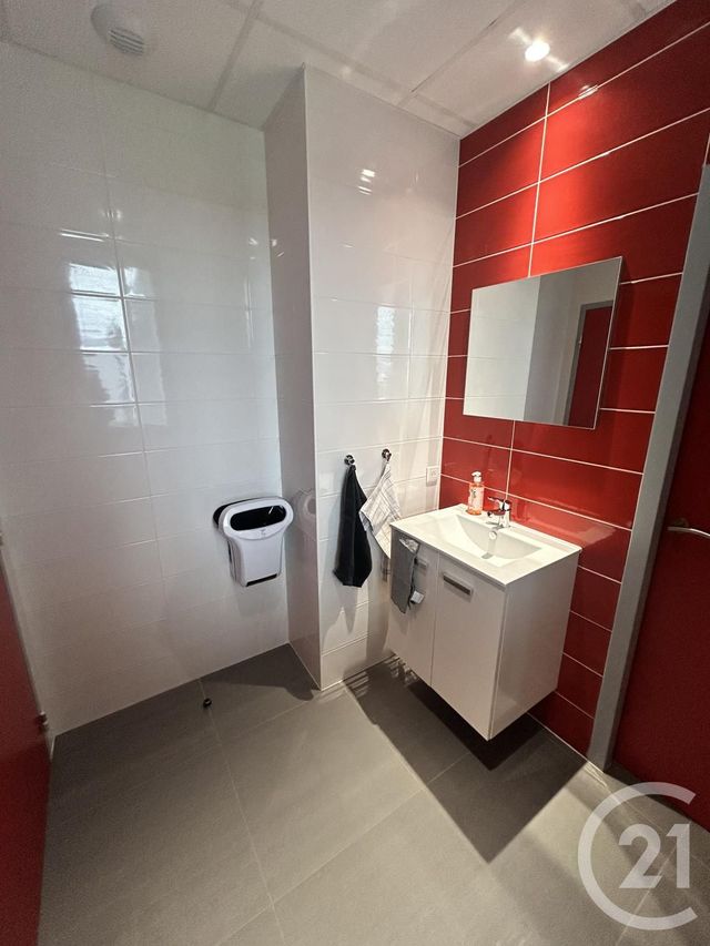 Appartement Local à louer - 1 pièce - 22,76 m2 - Villefranche Sur Saone - 69 - RHONE-ALPES