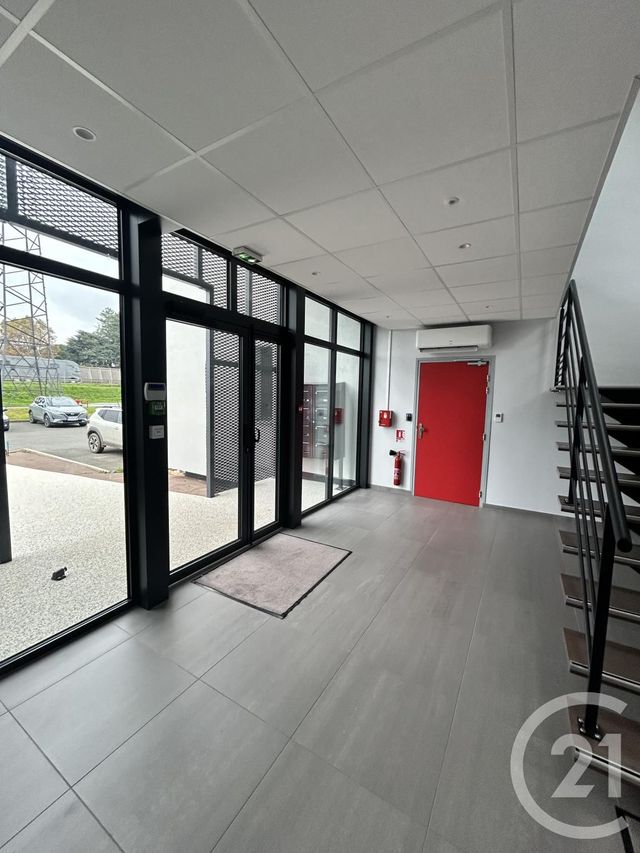 Afficher la photo en grand Appartement Local à louer - 1 pièce - 15,76 m2 - Villefranche Sur Saone - 69 - RHONE-ALPES