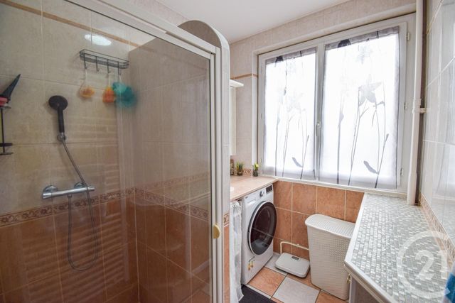 Afficher la photo en grand Appartement T3 à vendre - 4 pièces - 69,41 m2 - Villefranche Sur Saone - 69 - RHONE-ALPES