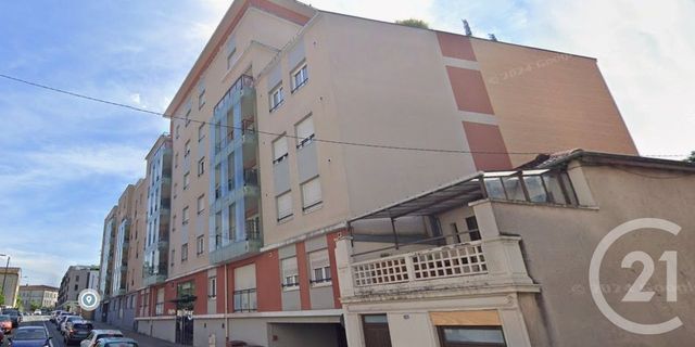 Parking à louer - 15 m2 - Villefranche Sur Saone - 69 - RHONE-ALPES