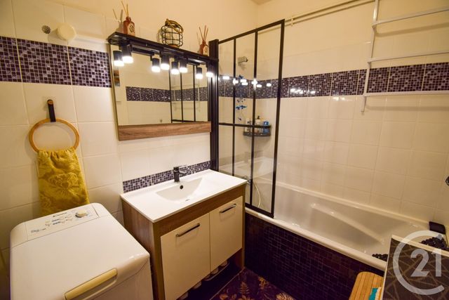 Appartement T3 à vendre - 3 pièces - 66,95 m2 - 69 - RHONE-ALPES