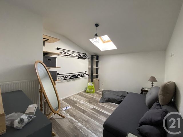 Afficher la photo en grand Appartement T3 à louer - 3 pièces - 70 m2 - Villefranche Sur Saone - 69 - RHONE-ALPES