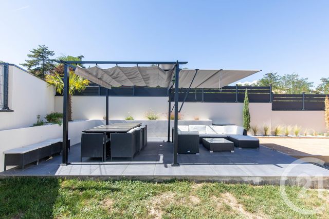 Afficher la photo en grand Maison à vendre - 5 pièces - 254,07 m2 - Limas - 69 - RHONE-ALPES