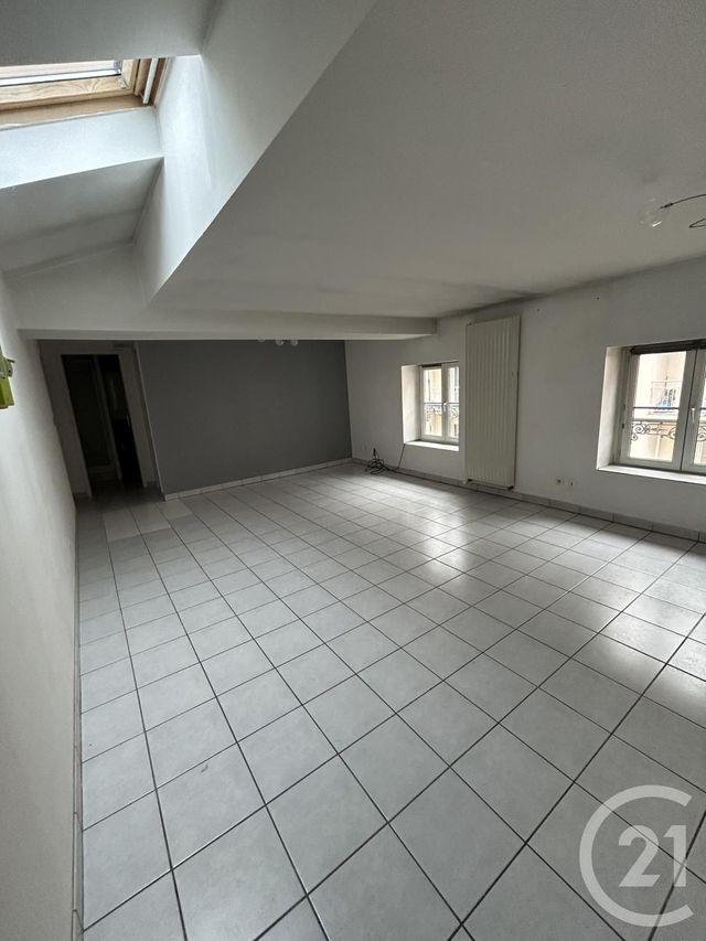 Appartement F3 à louer VILLEFRANCHE SUR SAONE