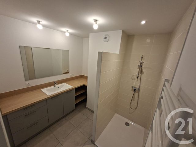 Appartement F3 &agrave; louer - 3 pi&egrave;ces - 67,22 m2 - Villefranche Sur Saone - 69 - RHONE-ALPES