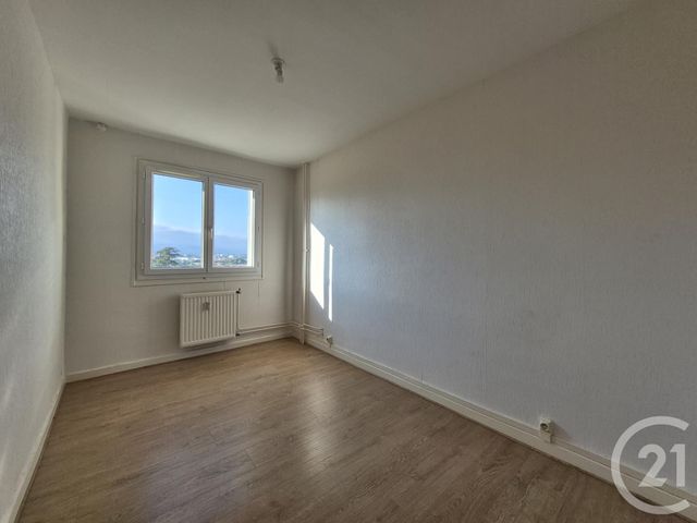 Appartement T4 à louer - 4 pièces - 71,52 m2 - Jassans Riottier - 01 - RHONE-ALPES