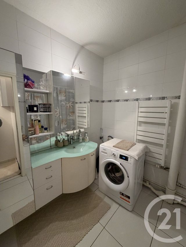 Appartement F4 &agrave; louer - 4 pi&egrave;ces - 79,20 m2 - Villefranche Sur Saone - 69 - RHONE-ALPES