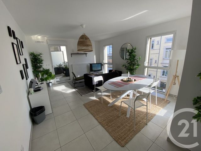 Appartement T4 &agrave; vendre - 4 pi&egrave;ces - 78,80 m2 - Villefranche Sur Saone - 69 - RHONE-ALPES