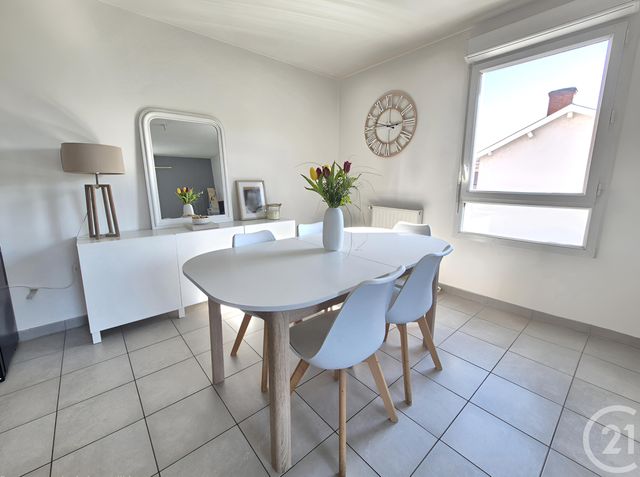 Appartement T3 &agrave; vendre - 3 pi&egrave;ces - 65,50 m2 - Jassans Riottier - 01 - RHONE-ALPES