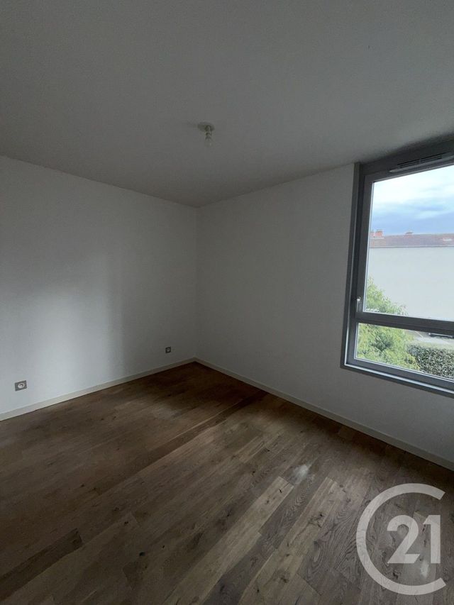 Appartement F3 &agrave; louer - 3 pi&egrave;ces - 54,70 m2 - Villefranche Sur Saone - 69 - RHONE-ALPES