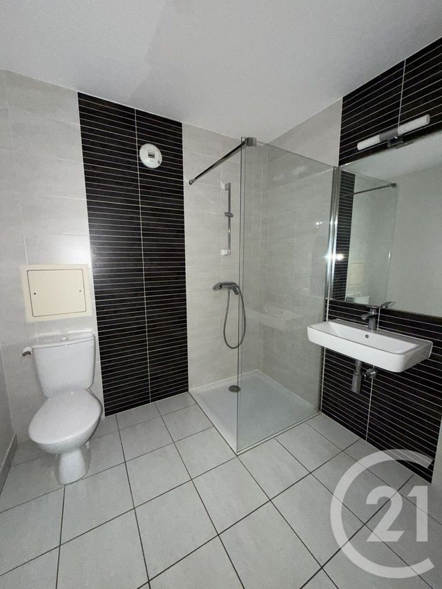 Appartement F3 &agrave; louer - 3 pi&egrave;ces - 54,70 m2 - Villefranche Sur Saone - 69 - RHONE-ALPES