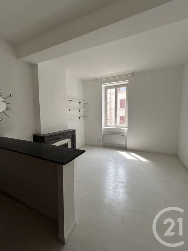 Appartement F2 &agrave; louer - 2 pi&egrave;ces - 34,92 m2 - Villefranche Sur Saone - 69 - RHONE-ALPES