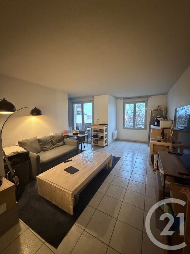 Appartement F2 &agrave; louer - 2 pi&egrave;ces - 53,49 m2 - Villefranche Sur Saone - 69 - RHONE-ALPES