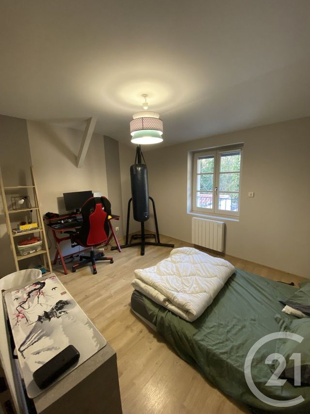 Appartement F3 &agrave; louer - 3 pi&egrave;ces - 77 m2 - Trevoux - 01 - RHONE-ALPES