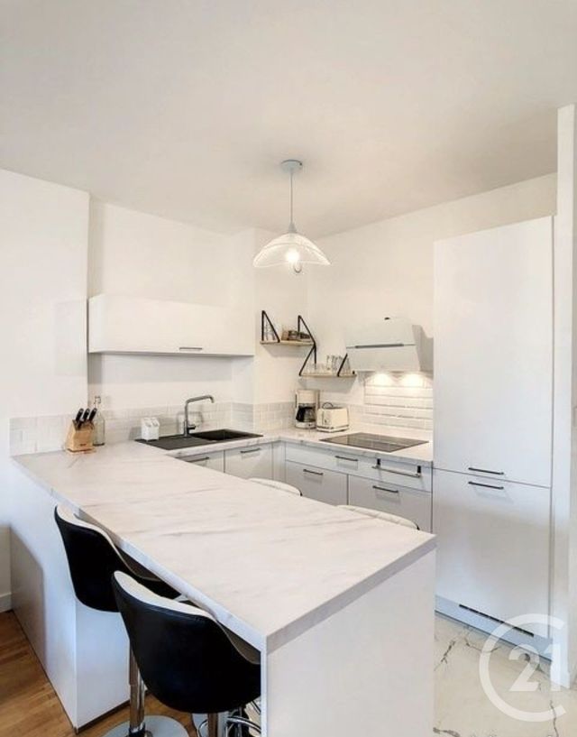 Appartement F2 &agrave; louer - 2 pi&egrave;ces - 33,33 m2 - Tassin La Demi Lune - 69 - RHONE-ALPES