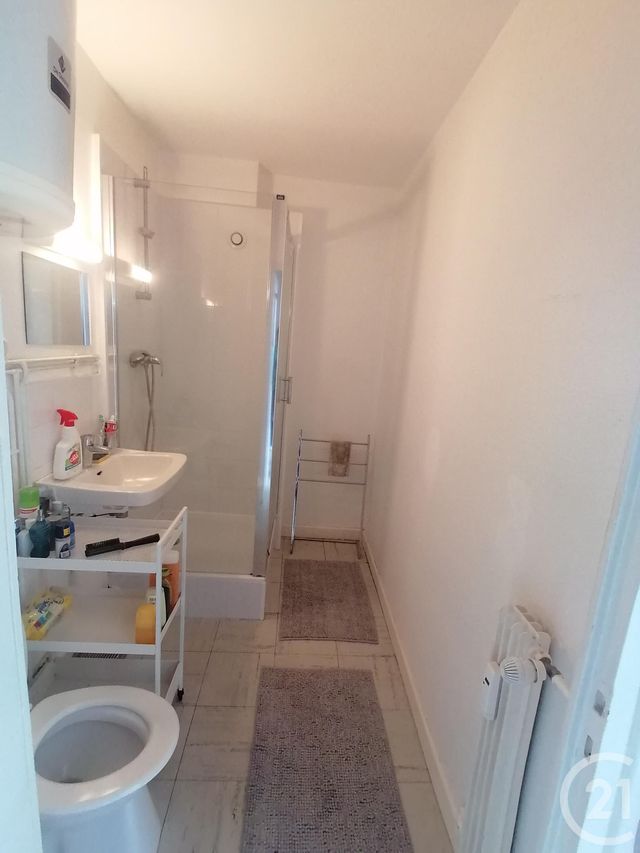 Appartement F1 &agrave; louer - 1 pi&egrave;ce - 26,68 m2 - Trevoux - 01 - RHONE-ALPES