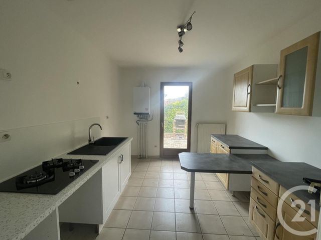 Maison &agrave; louer - 5 pi&egrave;ces - 100 m2 - St Julien - 69 - RHONE-ALPES