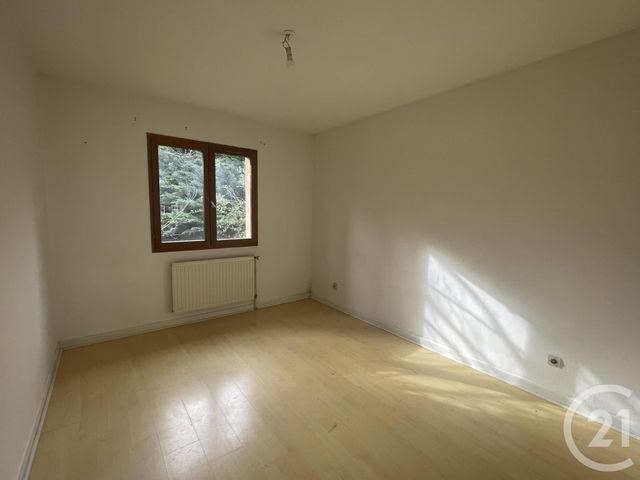 Maison &agrave; louer - 5 pi&egrave;ces - 100 m2 - St Julien - 69 - RHONE-ALPES