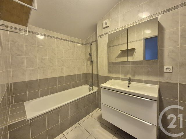 Appartement T3 &agrave; vendre - 3 pi&egrave;ces - 63,82 m2 - Villefranche Sur Saone - 69 - RHONE-ALPES