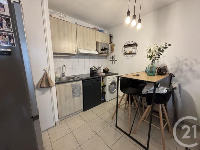 Appartement T2 &agrave; louer - 2 pi&egrave;ces - 36 m2 - Villefranche Sur Saone - 69 - RHONE-ALPES