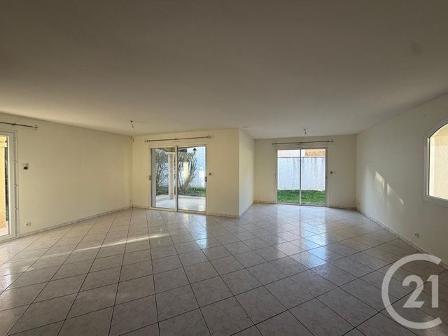 Maison &agrave; louer - 5 pi&egrave;ces - 154,62 m2 - Reyrieux - 01 - RHONE-ALPES