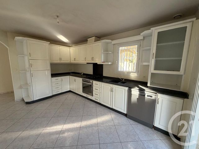 Maison &agrave; louer - 5 pi&egrave;ces - 154,62 m2 - Reyrieux - 01 - RHONE-ALPES