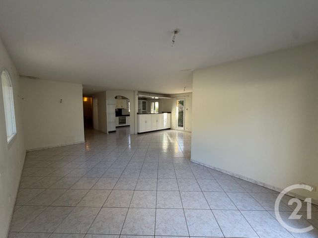 Maison &agrave; louer - 5 pi&egrave;ces - 154,62 m2 - Reyrieux - 01 - RHONE-ALPES