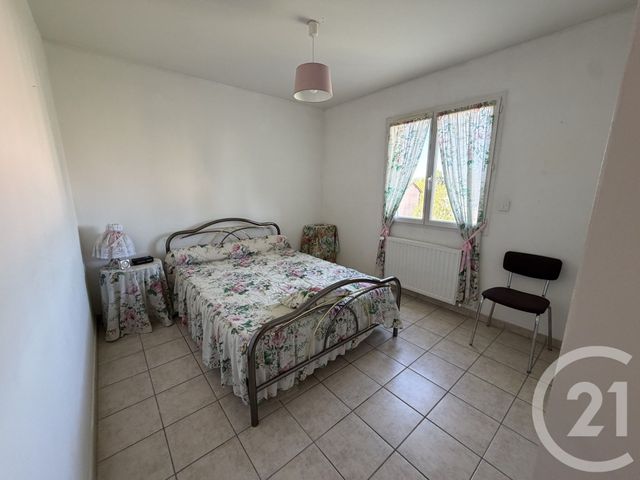 Appartement F3 &agrave; louer - 3 pi&egrave;ces - 75 m2 - Fareins - 01 - RHONE-ALPES