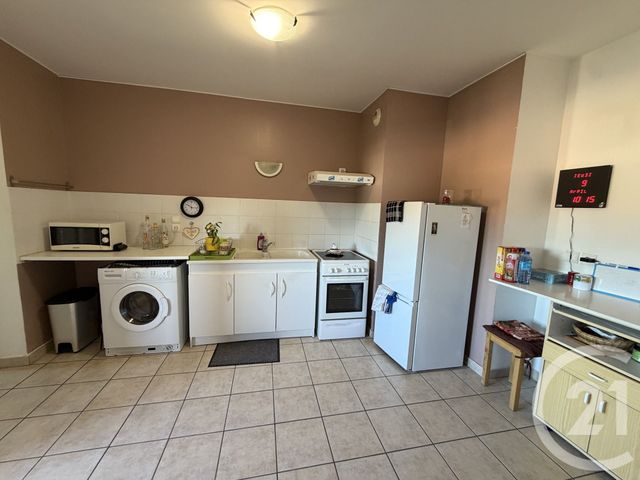 Appartement F3 &agrave; louer - 3 pi&egrave;ces - 75 m2 - Fareins - 01 - RHONE-ALPES