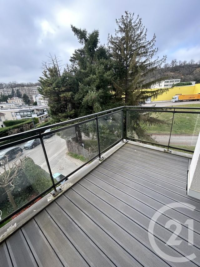 Appartement F2 &agrave; louer - 2 pi&egrave;ces - 42,60 m2 - Neuville Sur Saone - 69 - RHONE-ALPES
