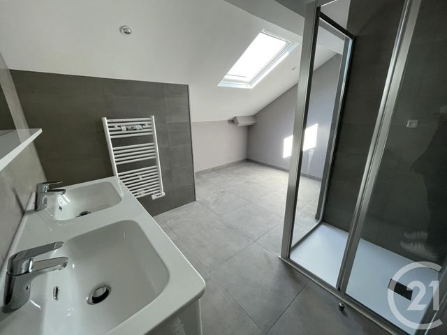 Maison &agrave; louer - 5 pi&egrave;ces - 109,76 m2 - Villefranche Sur Saone - 69 - RHONE-ALPES