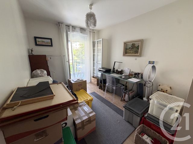 Appartement F3 &agrave; louer - 3 pi&egrave;ces - 63,74 m2 - Fontaines Sur Saone - 69 - RHONE-ALPES