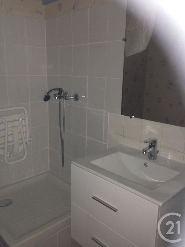 Appartement &agrave; louer - 3 pi&egrave;ces - 59,65 m2 - Villefranche Sur Saone - 69 - RHONE-ALPES