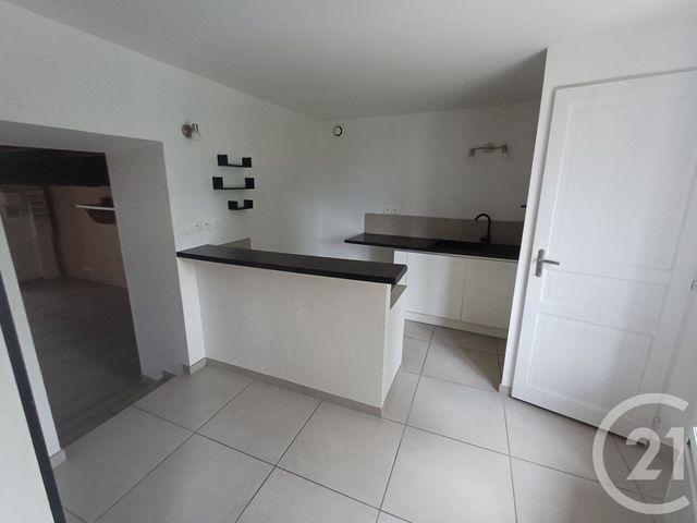 Maison &agrave; louer - 4 pi&egrave;ces - 80,94 m2 - Villeneuve - 01 - RHONE-ALPES