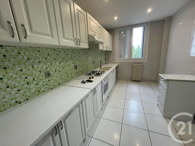 Appartement T4 &agrave; louer - 4 pi&egrave;ces - 89 m2 - Villefranche Sur Saone - 69 - RHONE-ALPES