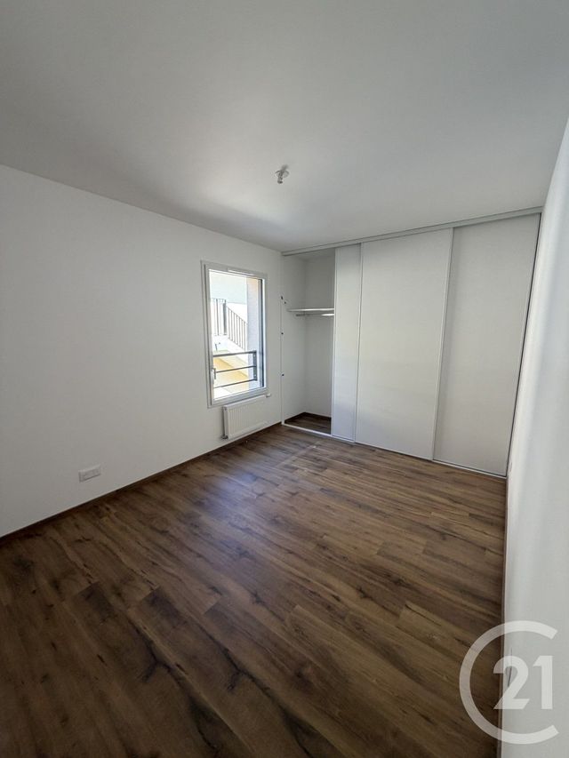 Appartement &agrave; louer - 4 pi&egrave;ces - 79,97 m2 - Gleize - 69 - RHONE-ALPES