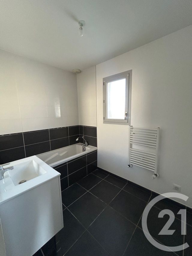 Maison &agrave; louer - 4 pi&egrave;ces - 95,70 m2 - Anse - 69 - RHONE-ALPES