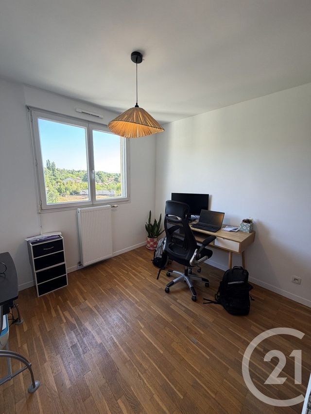 Appartement F3 &agrave; louer - 3 pi&egrave;ces - 76,69 m2 - Lozanne - 69 - RHONE-ALPES