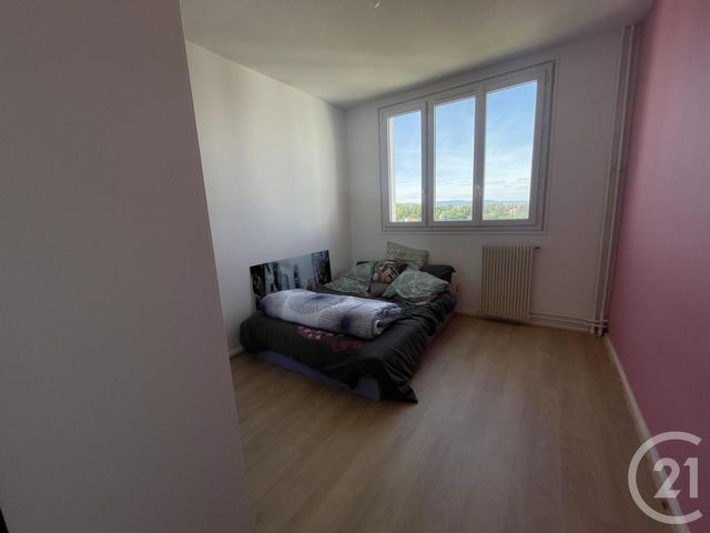 Appartement F4 &agrave; louer - 4 pi&egrave;ces - 78,40 m2 - Villefranche Sur Saone - 69 - RHONE-ALPES