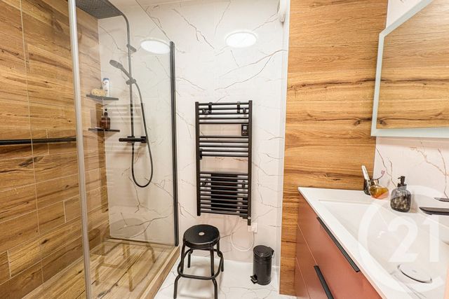 Appartement T5 &agrave; vendre - 5 pi&egrave;ces - 135,94 m2 - Jassans Riottier - 01 - RHONE-ALPES
