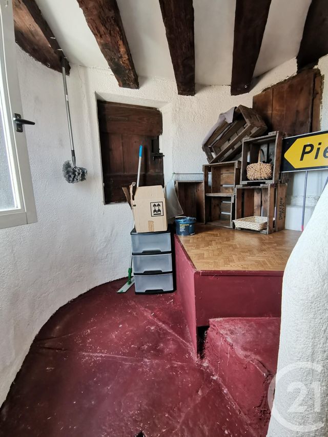 Appartement T3 &agrave; louer - 3 pi&egrave;ces - 61,04 m2 - Trevoux - 01 - RHONE-ALPES