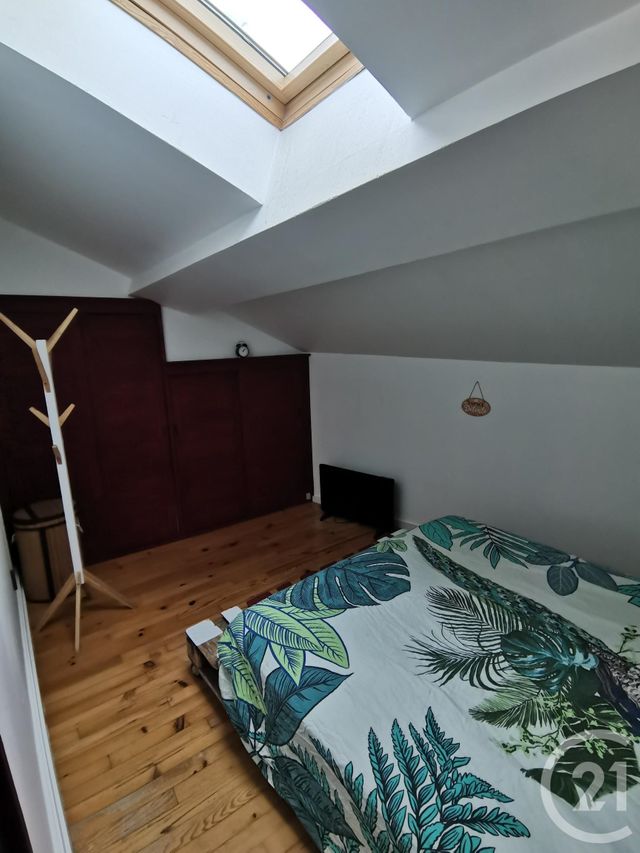 Appartement T3 &agrave; louer - 3 pi&egrave;ces - 61,04 m2 - Trevoux - 01 - RHONE-ALPES