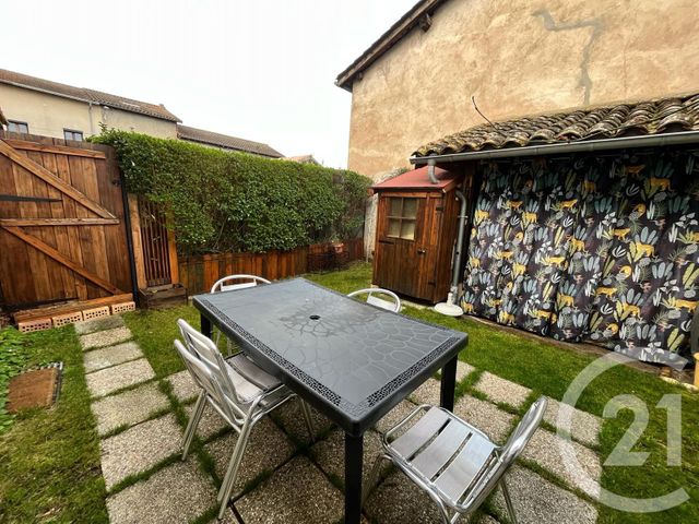 Appartement T3 &agrave; louer - 3 pi&egrave;ces - 45,75 m2 - Savigneux - 01 - RHONE-ALPES